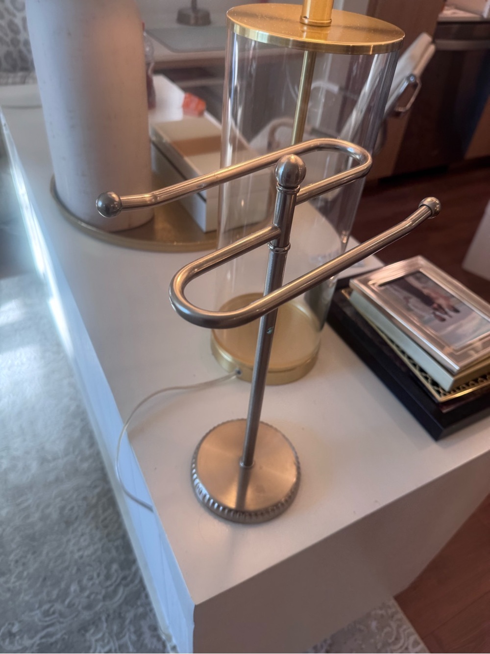 Modern Metallic Jewelry Stand - Silver - Picture 3 of 3